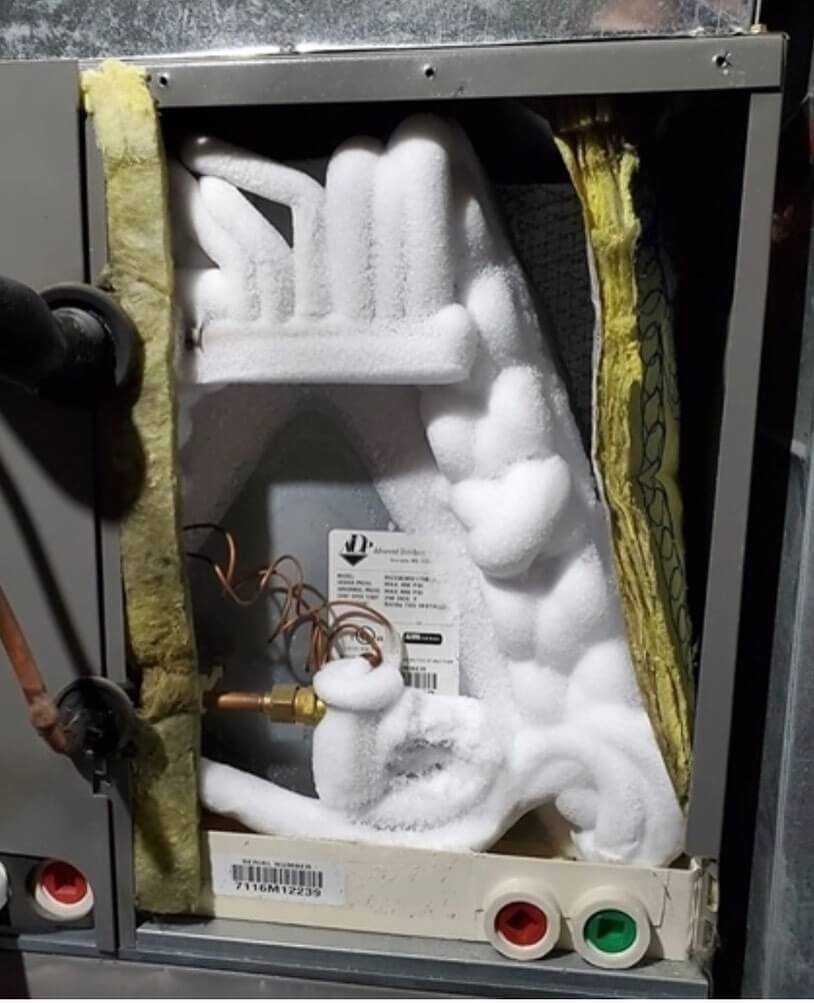 Frozen evaporator coil in an AC unit